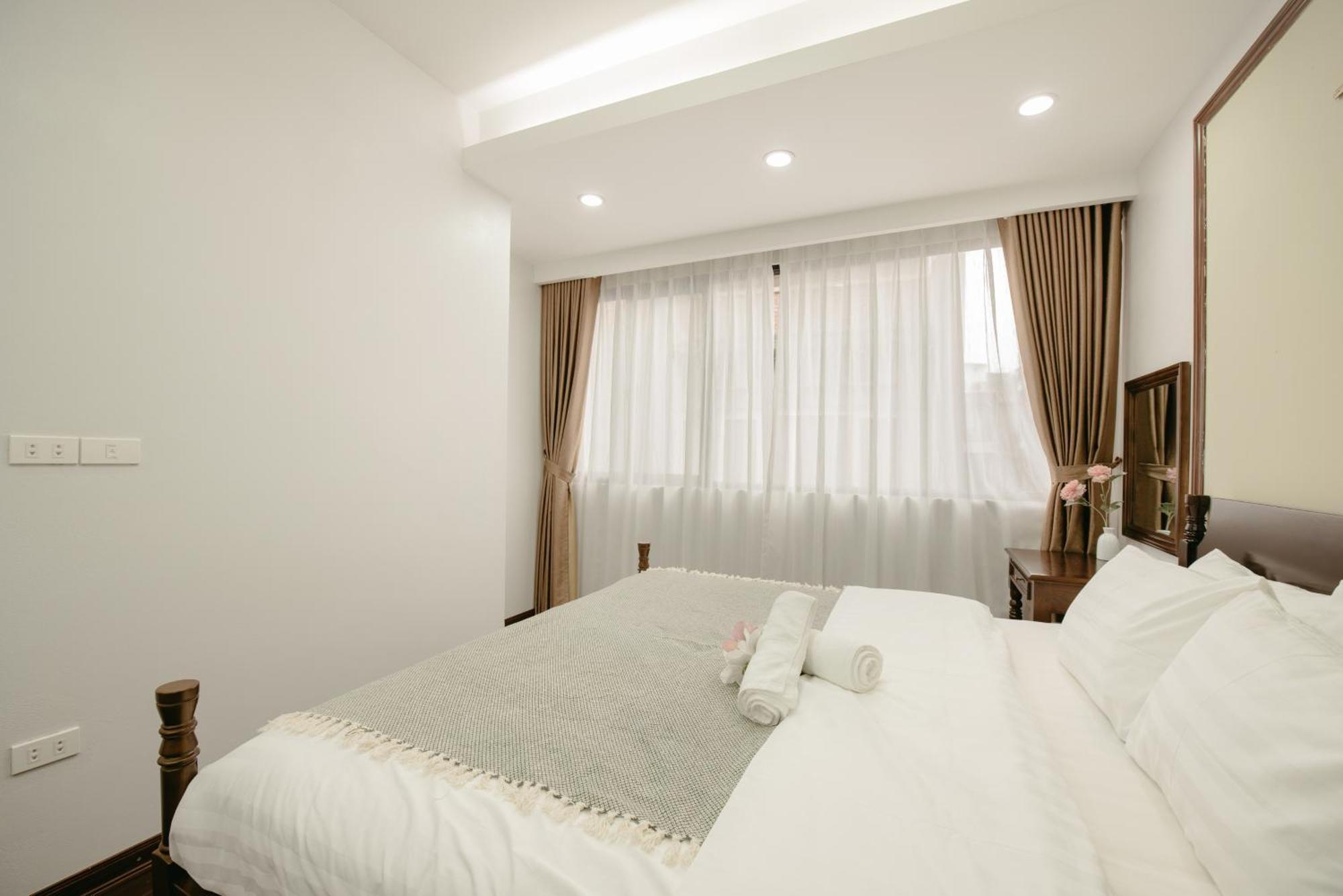 Lunaria Two Bedroom - The Epicenter Of Luxury And Convenience
